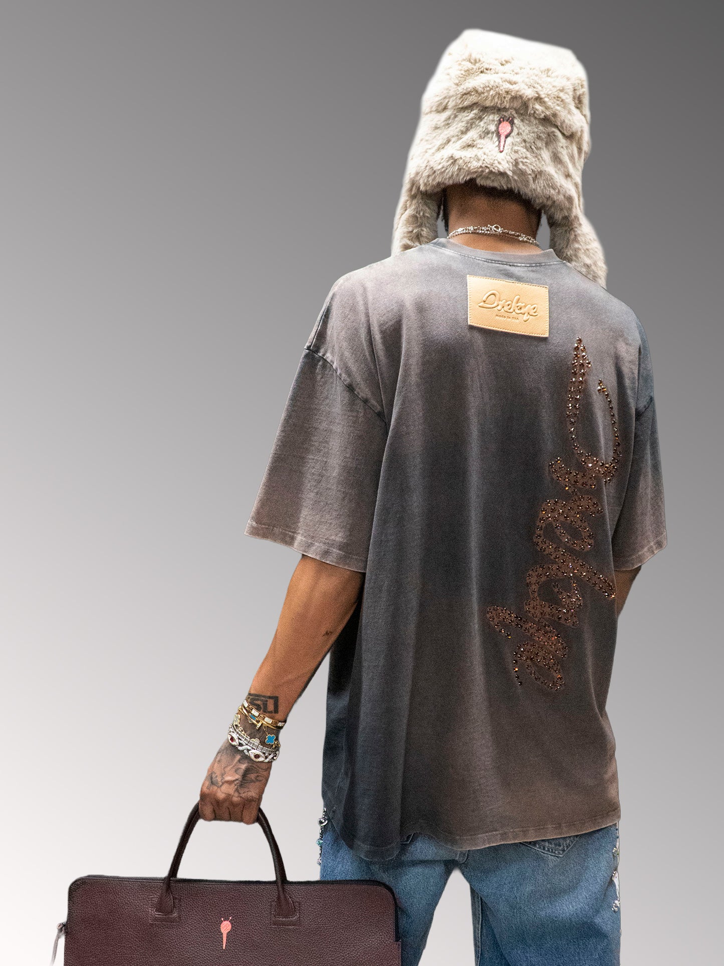 Irekye Specialty tee with Brown Tiffany